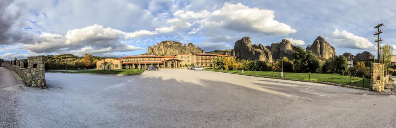 Grand Meteora Hotel Kalambaka Exterior photo