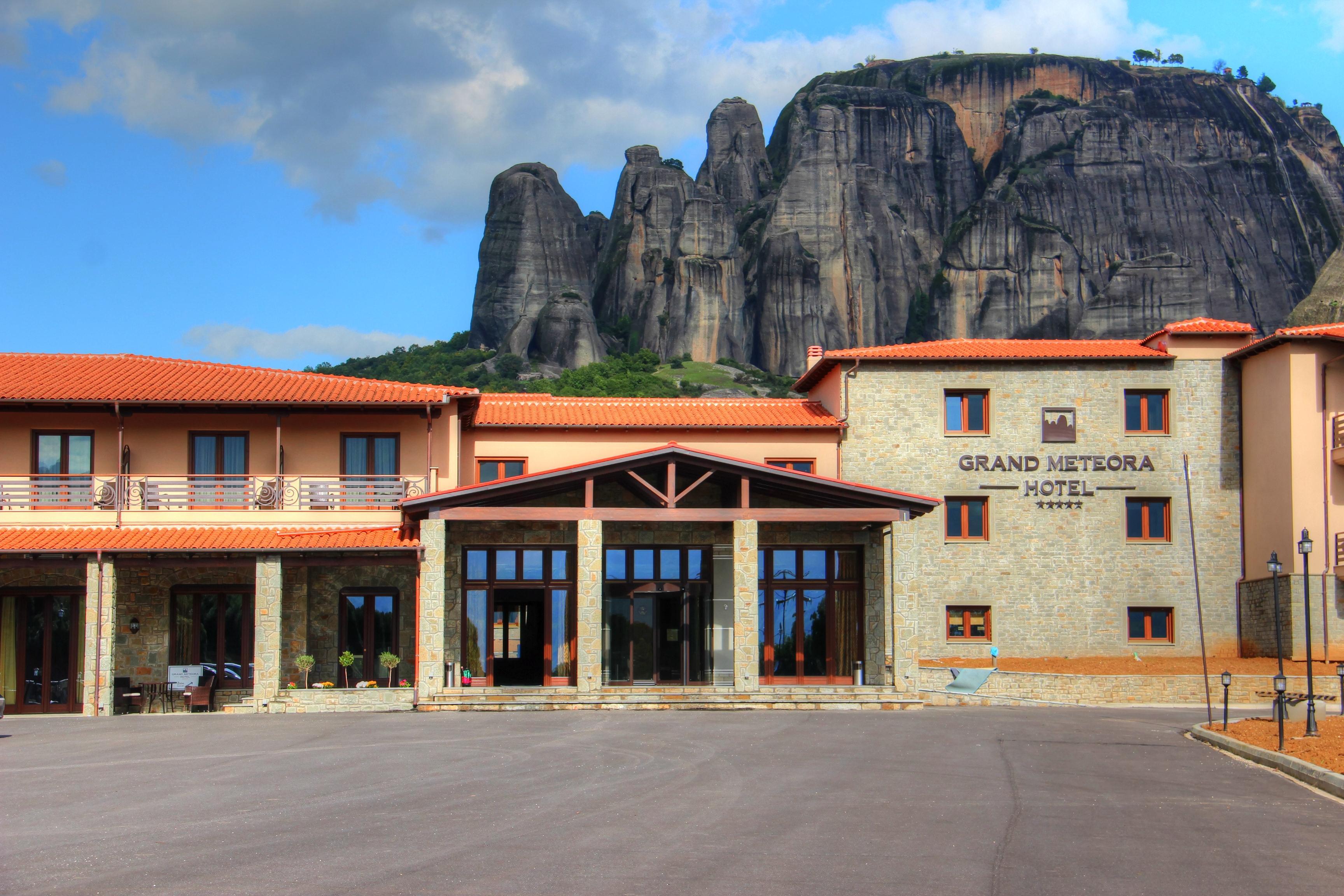 Grand Meteora Hotel Kalambaka Exterior photo